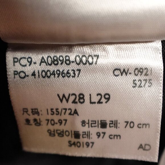 Levi's jeans 70's high slim straight women's 28 black denim big E red tab - Picture 15 of 16